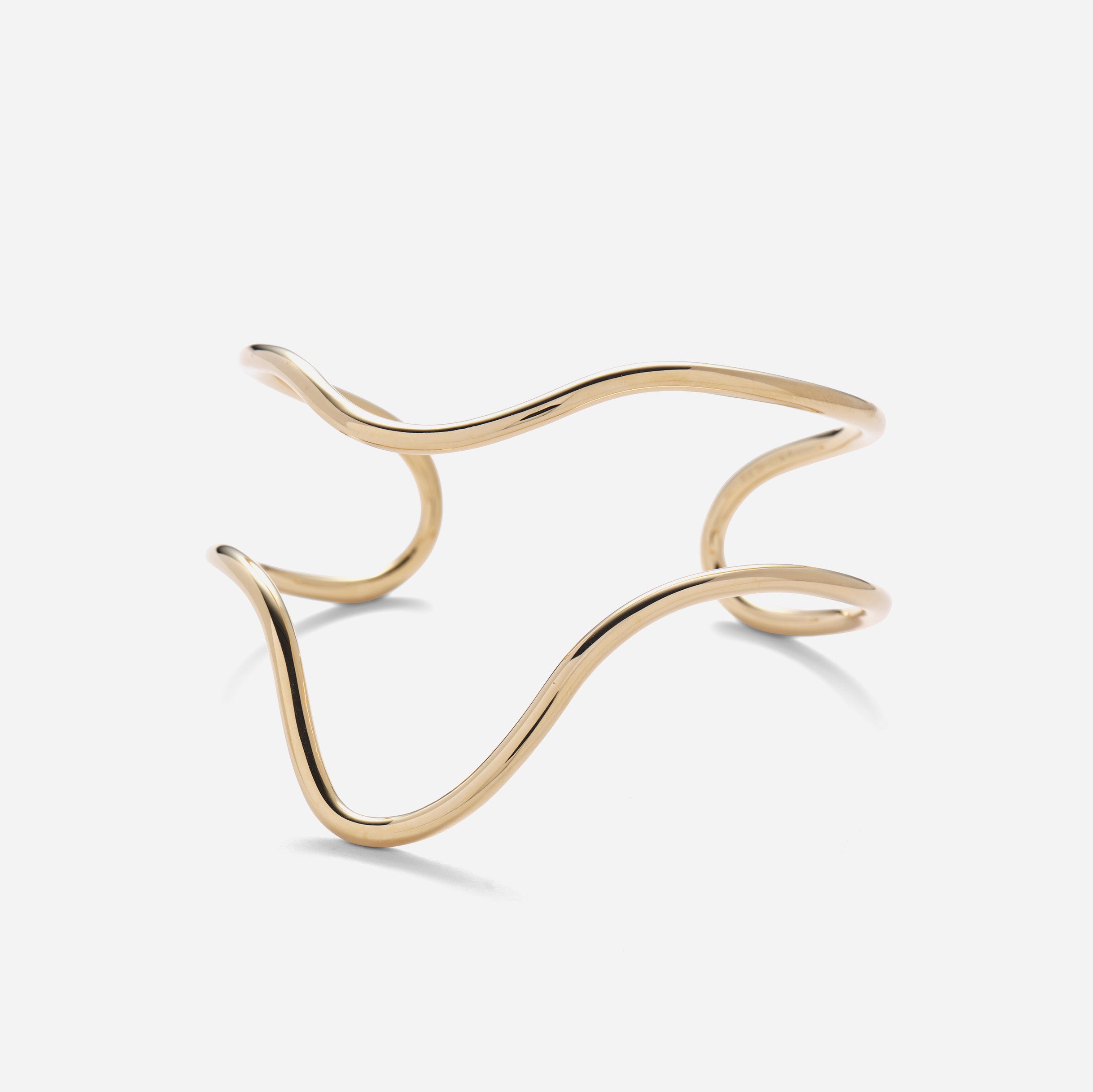 Curve Cuff in Gold