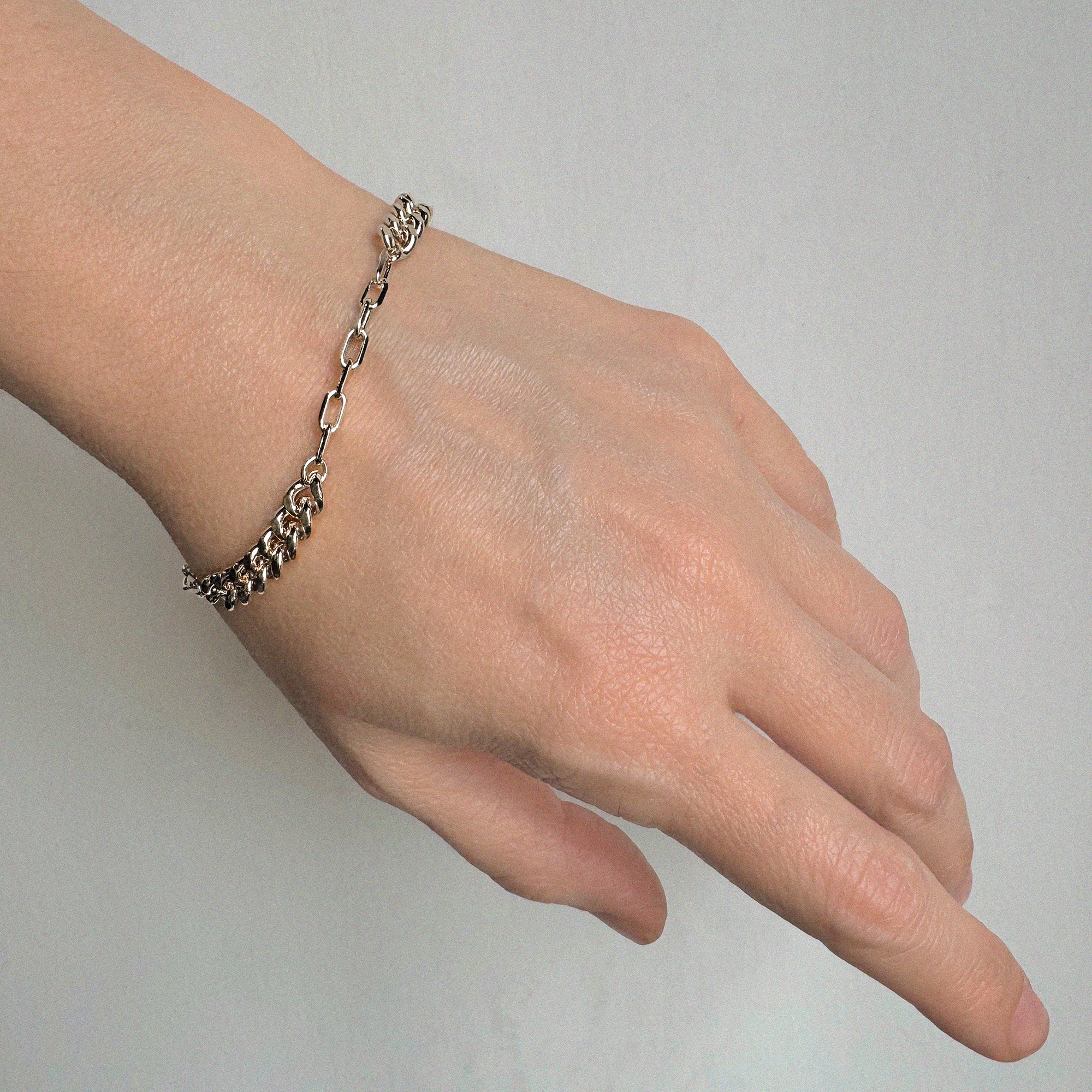 Trace Bracelet in Silver