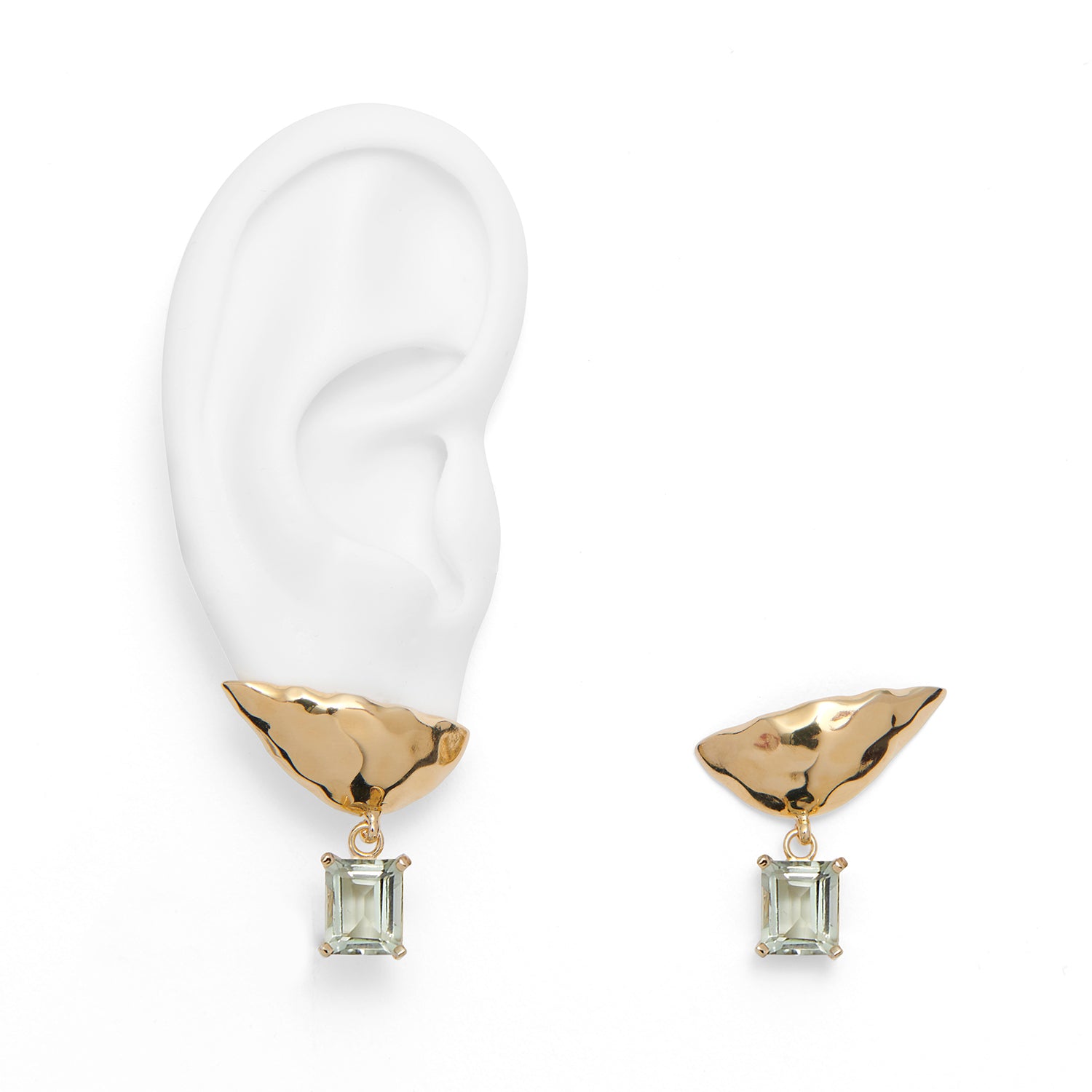 Drop Lobe Earring in Gold