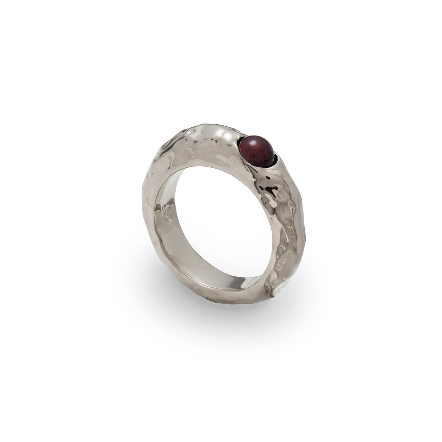 Garnet Pebble Ring in Silver