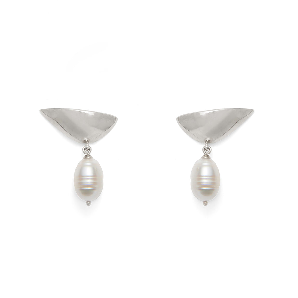 Pearl Lobe Earring in Silver – Lady Grey