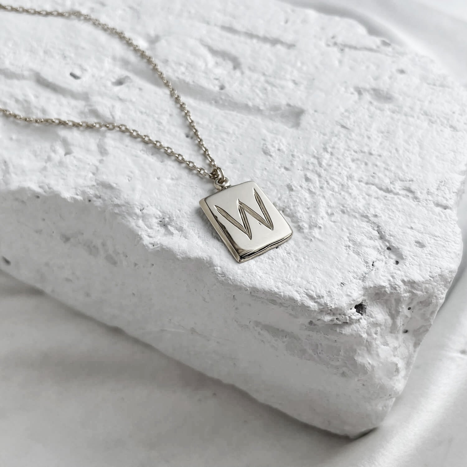 Scrawled Initial Pendant in Silver W