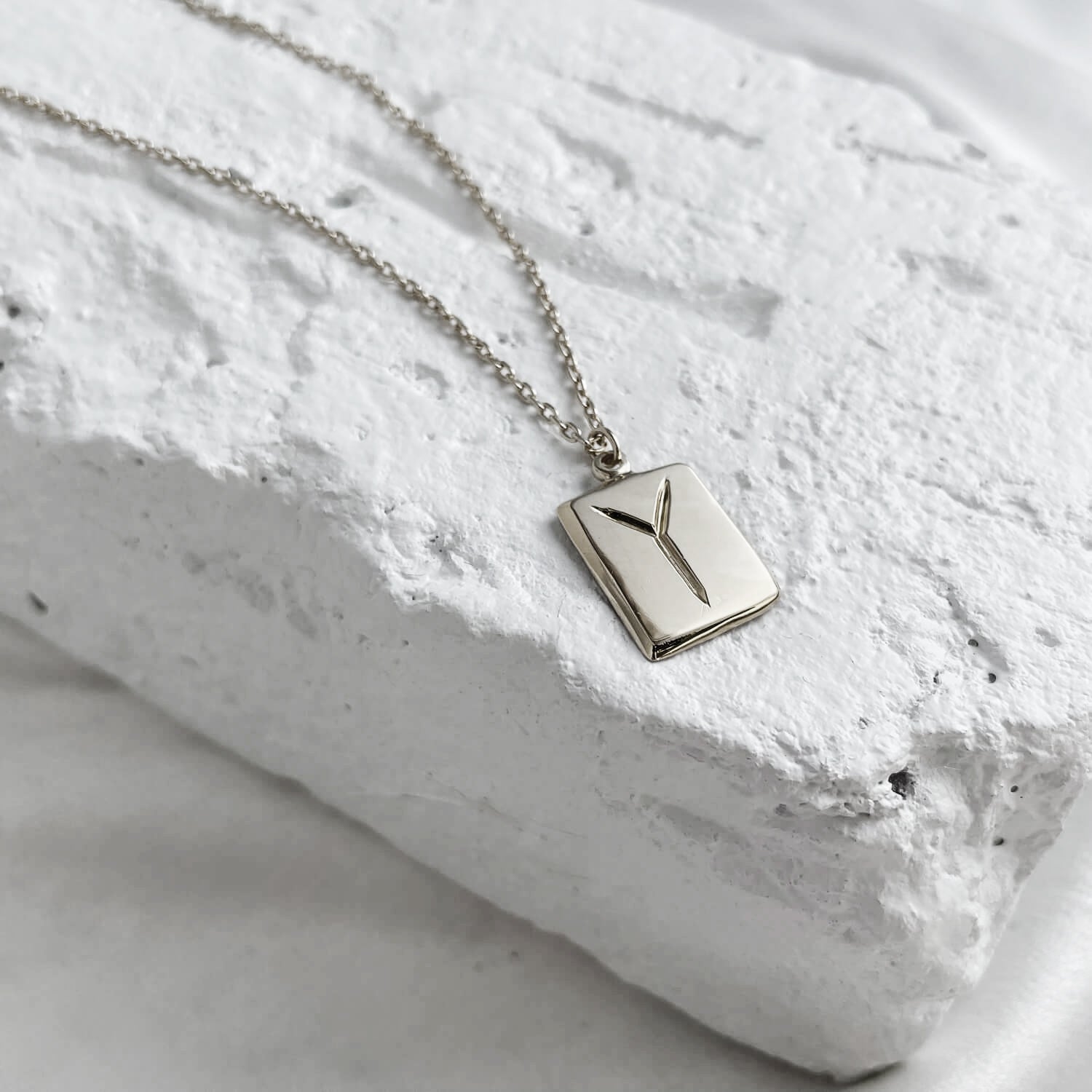 Scrawled Initial Pendant in Silver Y