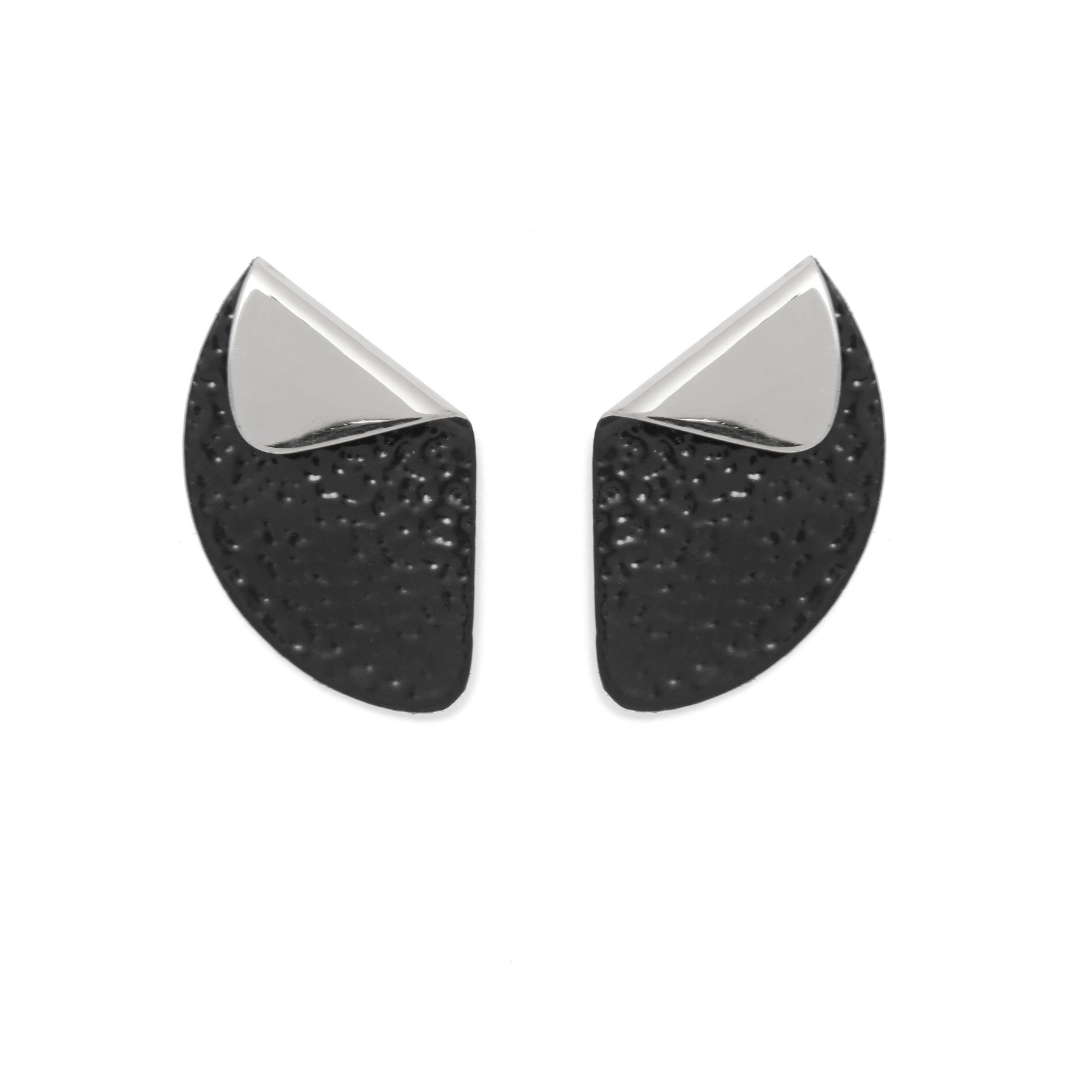 Ami Earring in Rhodium