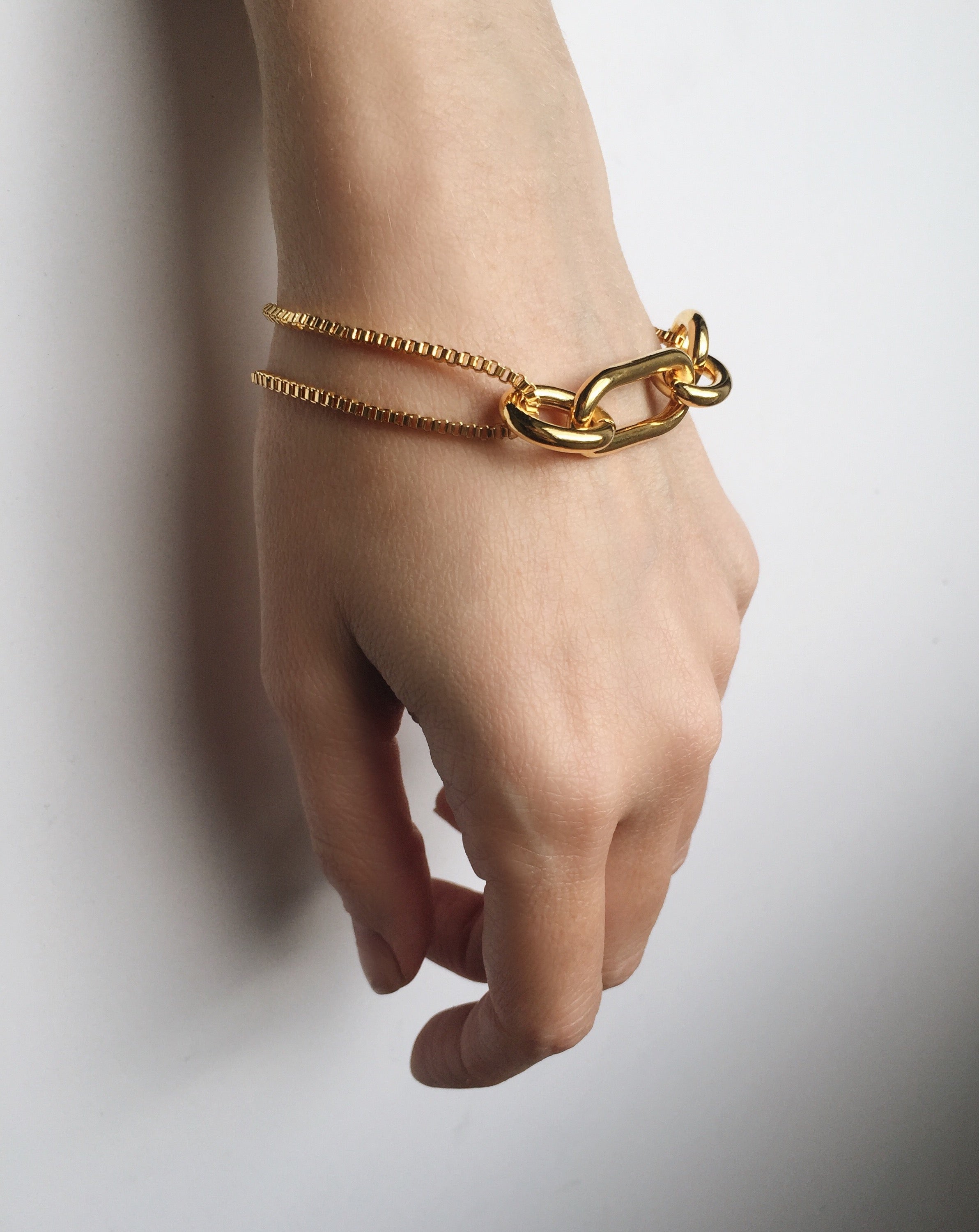 Lady Grey Jewelry Trés Link Bracelet in Gold