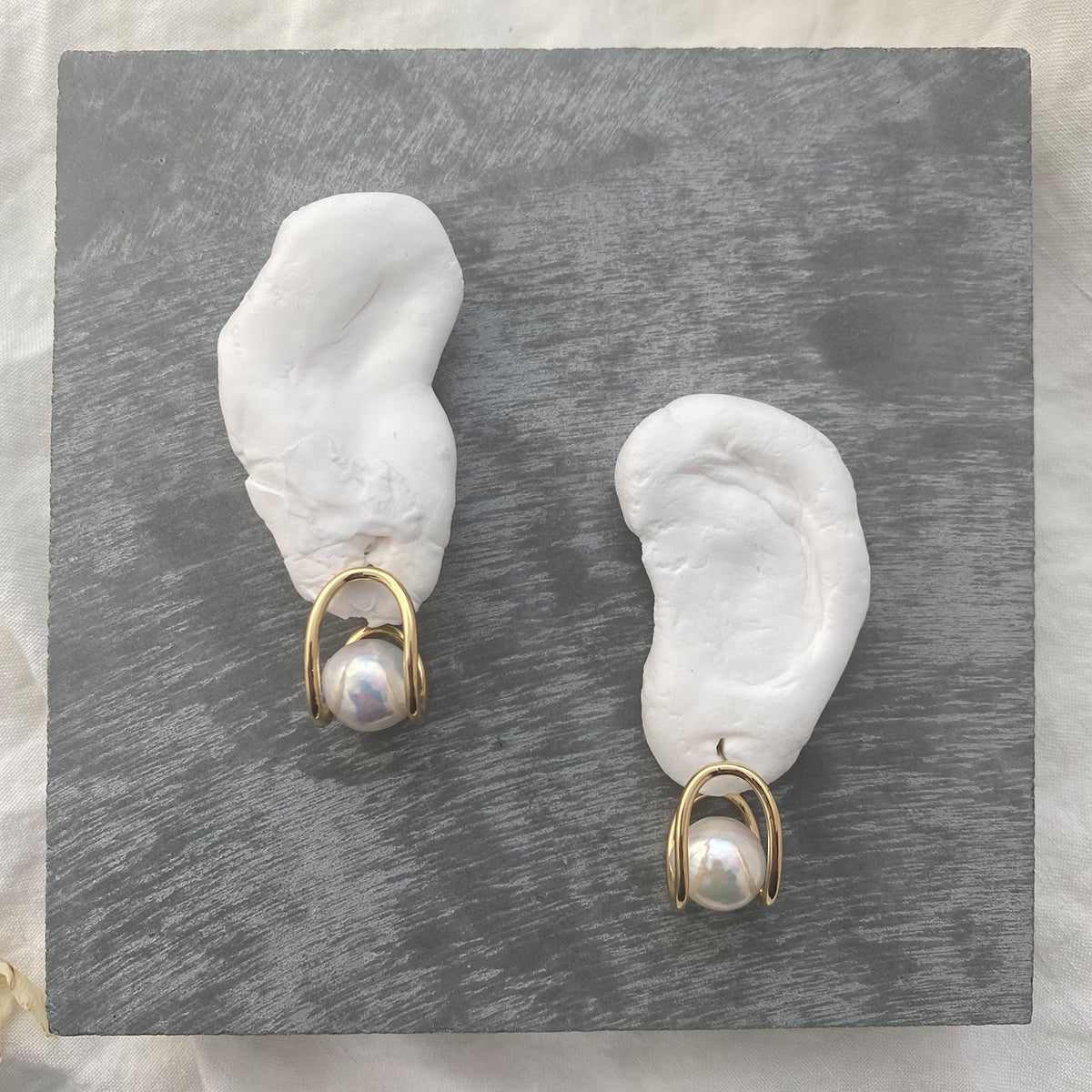 Pearl Swerve Earrings in Silver