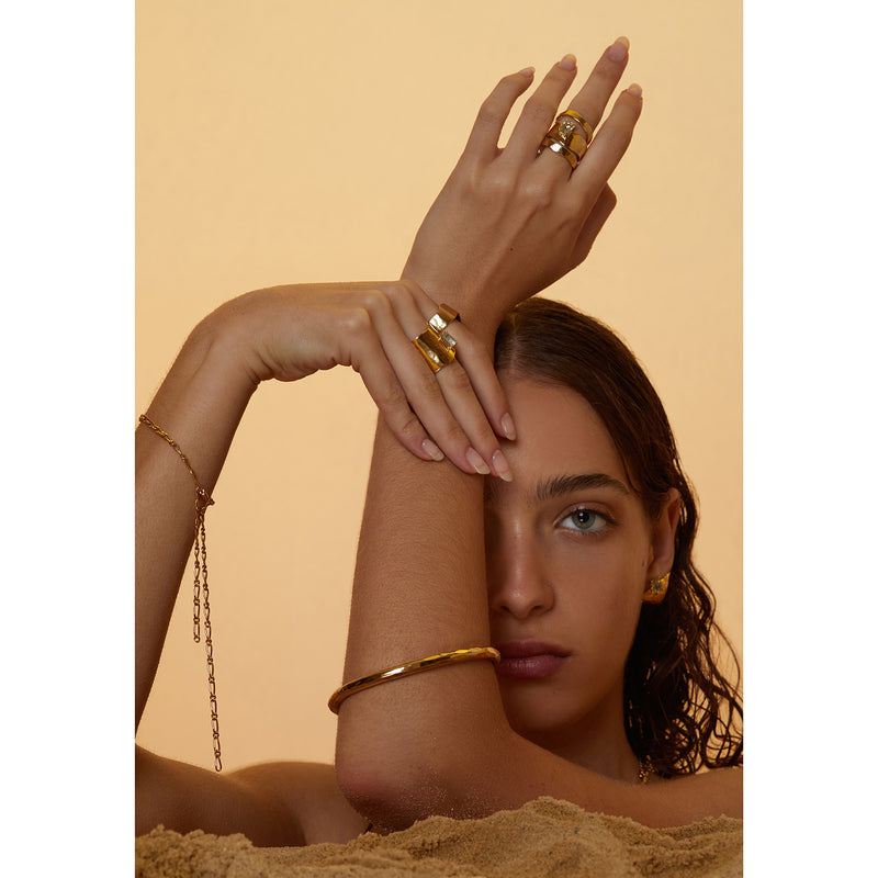 Rayan Bangle in Gold – Lady Grey